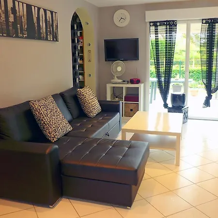 度假居 Holiday La Pergola Le Home Varaville